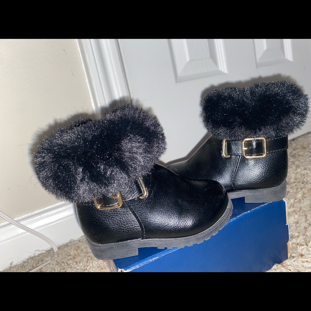 The Children’s Place Toddler Girl Booties